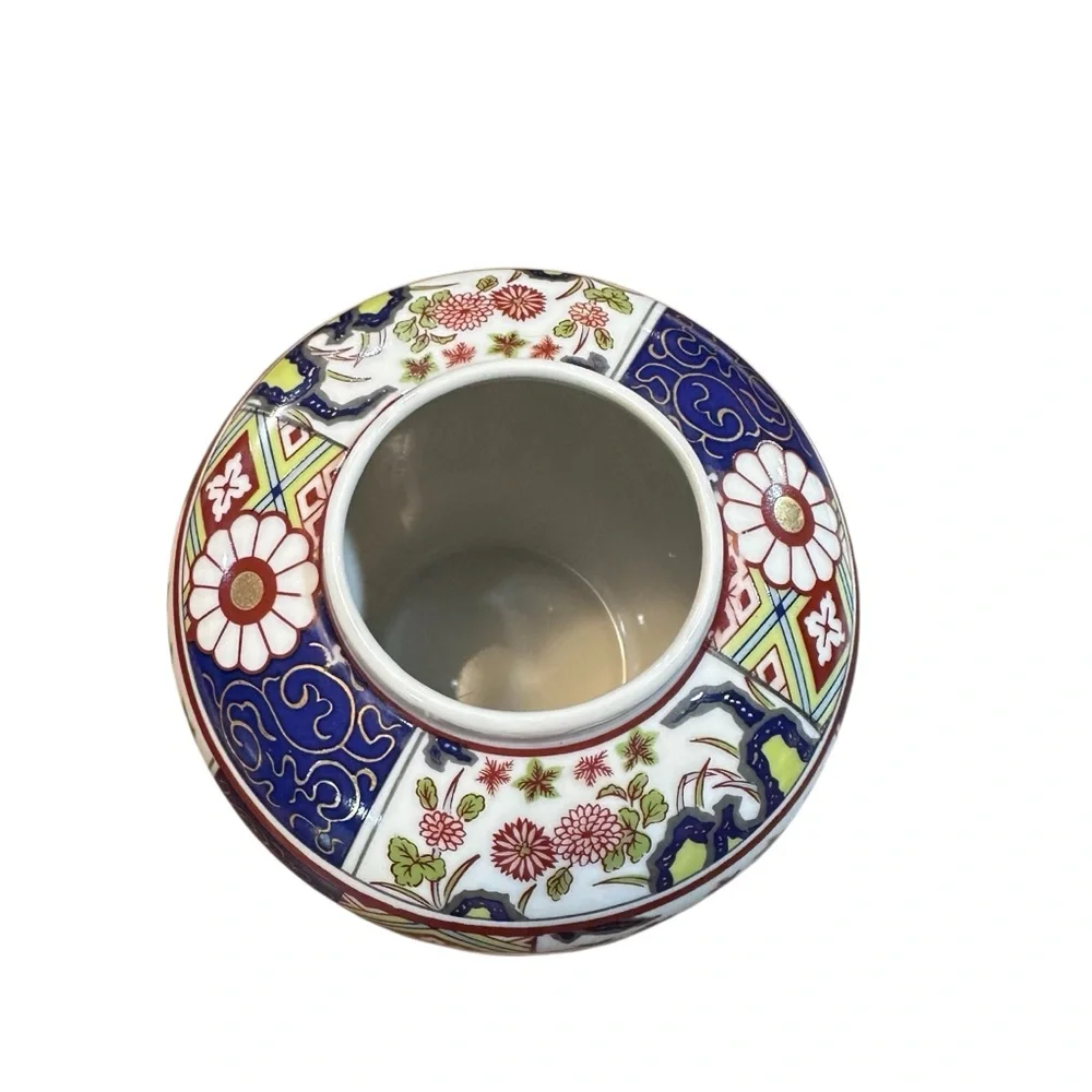 Vintage Imari Empress Vase Made in Japan 5.5” Porcelain decor‎ Floral designs